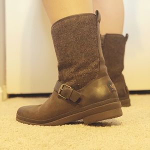 UGG Robbie Motorcycle Boot size 9